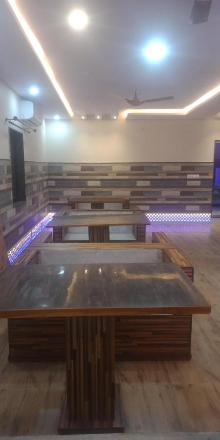 M G Residency Hotel Chikmagalūr Zewnętrze zdjęcie