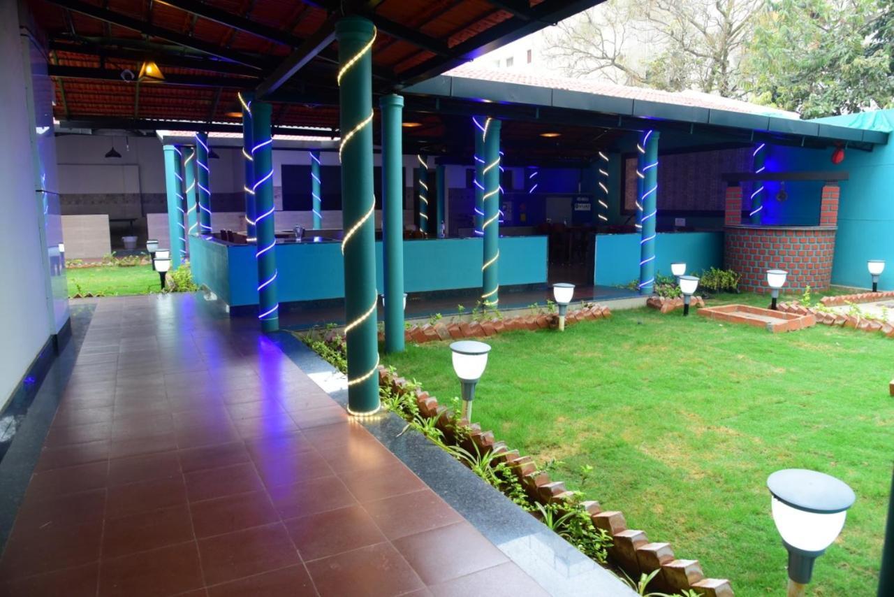 M G Residency Hotel Chikmagalūr Zewnętrze zdjęcie