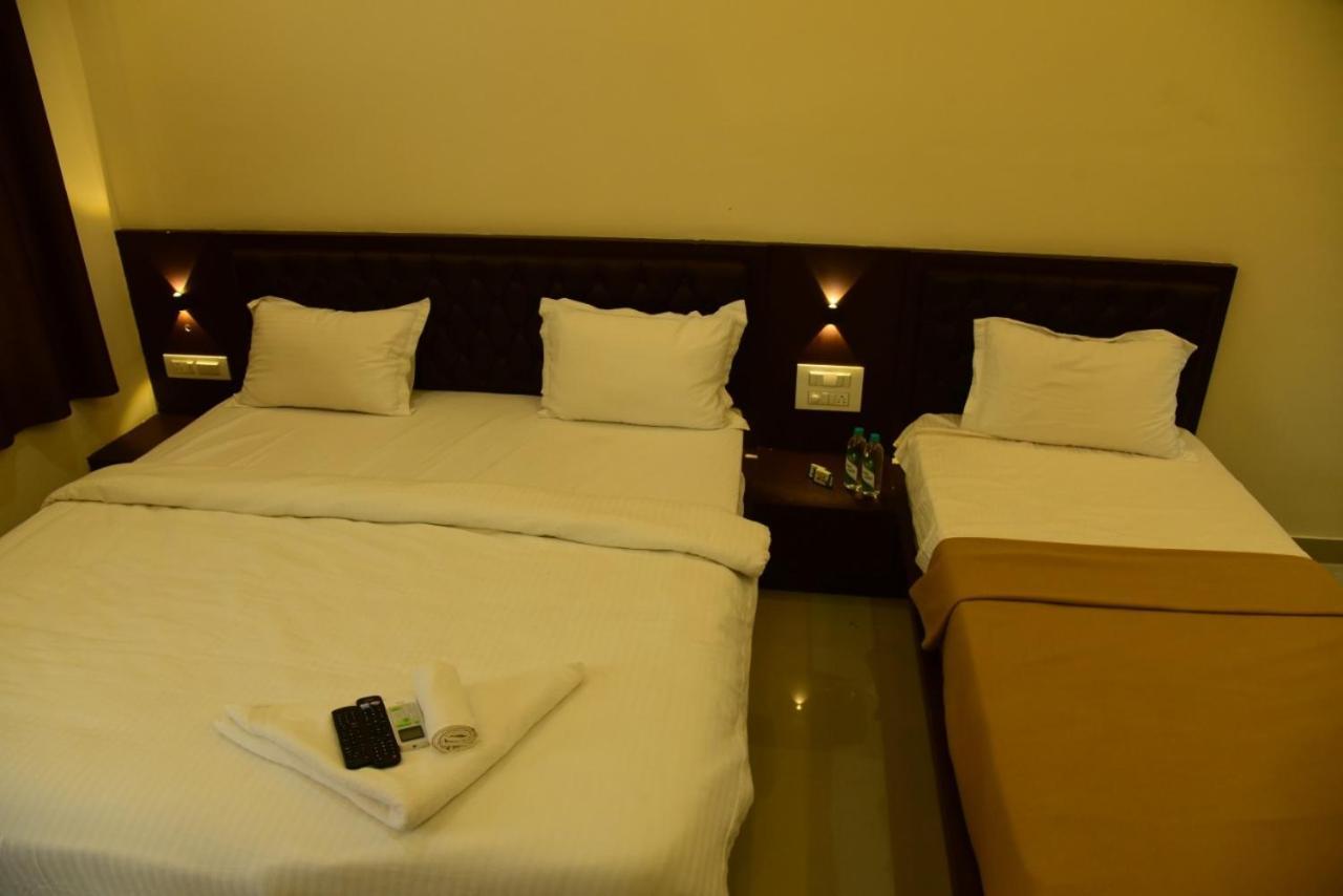 M G Residency Hotel Chikmagalūr Zewnętrze zdjęcie