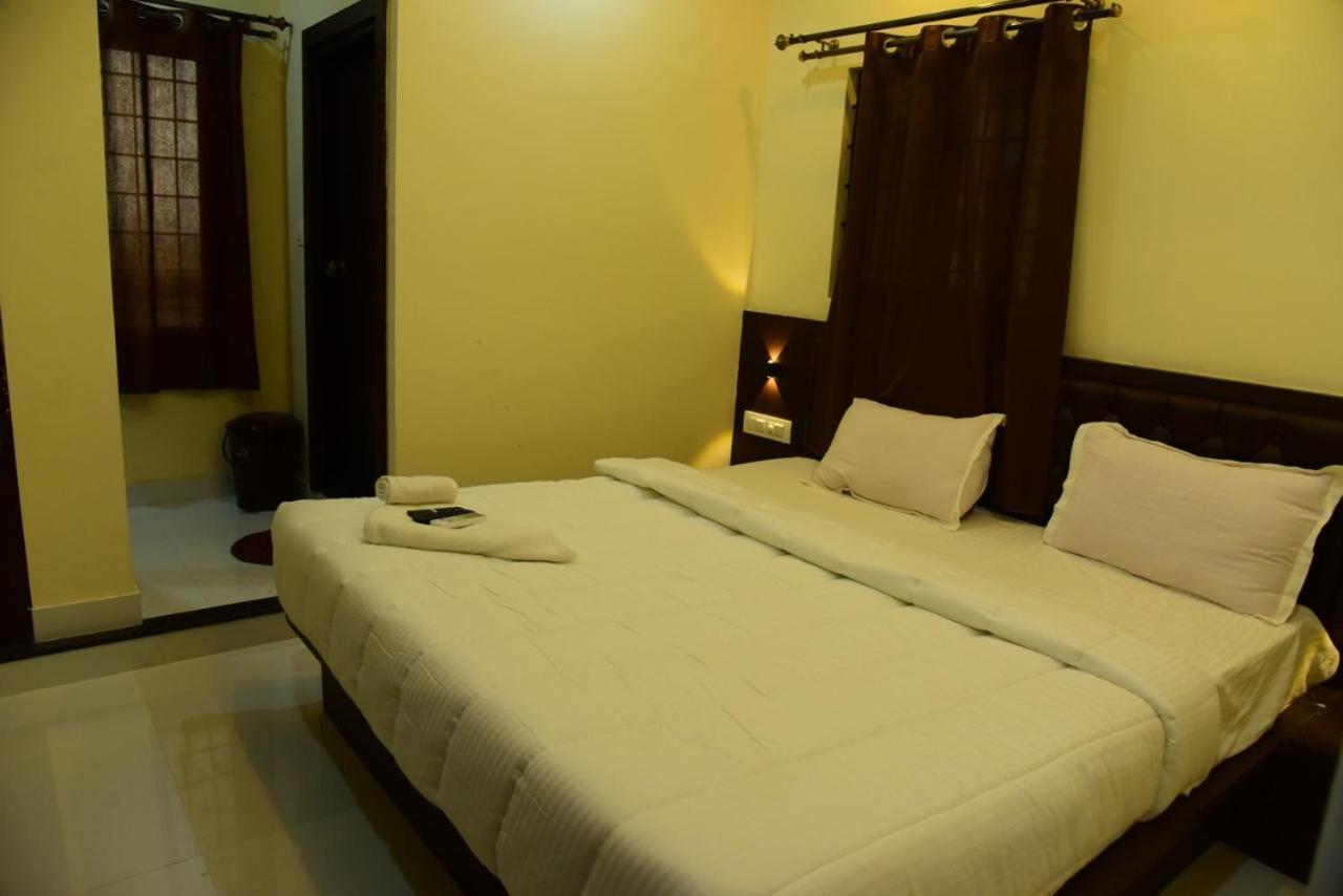 M G Residency Hotel Chikmagalūr Zewnętrze zdjęcie